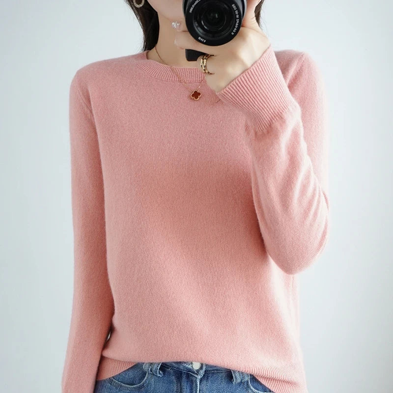 Wool Round Neck Knit Pullover